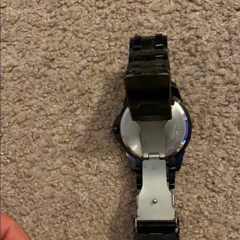 Watch - Picture 2 of 3